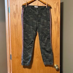 Sundry Green Camouflage Pants